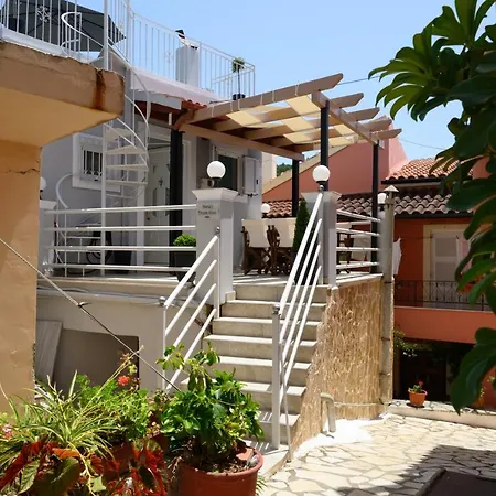 Maria's Dream House * Pentátion